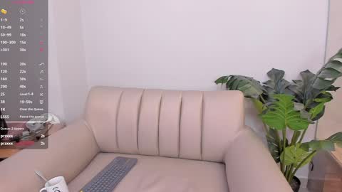 Sexy Mila  online show from June 5, 1:16 pm