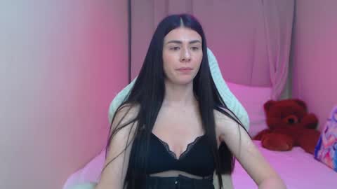 milasecretsss online show from March 30, 8:20 pm