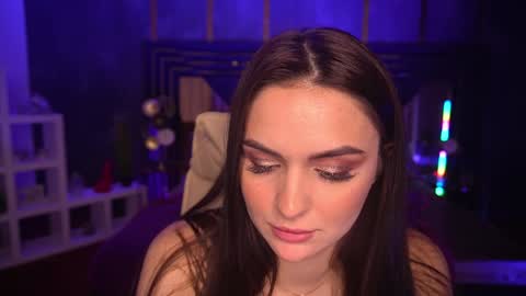 Snapshot of milashalovely chatting on February 3, 10:14 am Milasha online show from February 3, 10:14 am