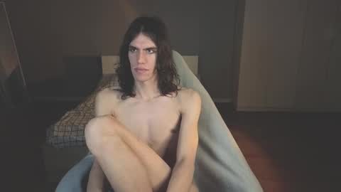 Snapshot of milaslovv chatting on October 5, 6:15 pm Mila online show from October 5, 6:15 pm