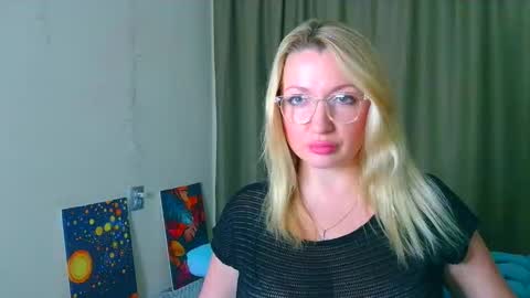milasmille online show from October 20, 10:59 pm