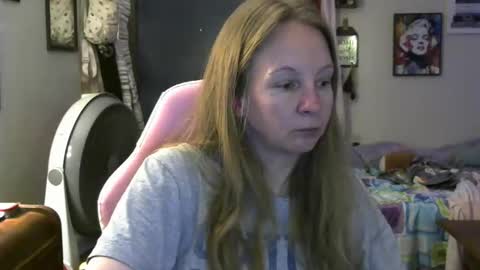 Mila online show from April 21, 12:45 pm