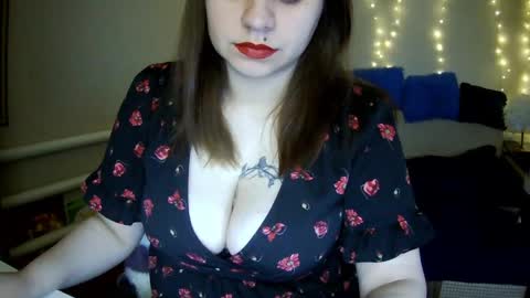 Milaxcute online show from April 9, 10:10 am