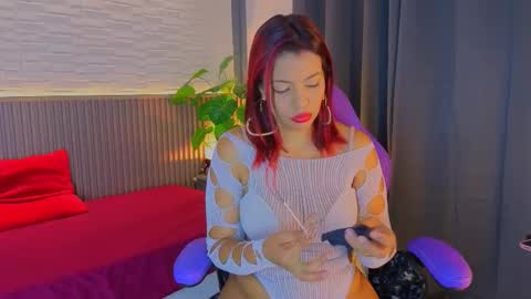 Snapshot of milena_lawson chatting on September 25, 11:50 am milena_lawson online show from September 25, 11:50 am