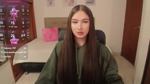 Miley online show from October 24, 6:19 pm