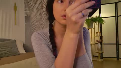 Miley online show from March 4, 6:43 am