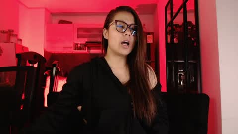 Melissa online show from April 29, 1:27 pm