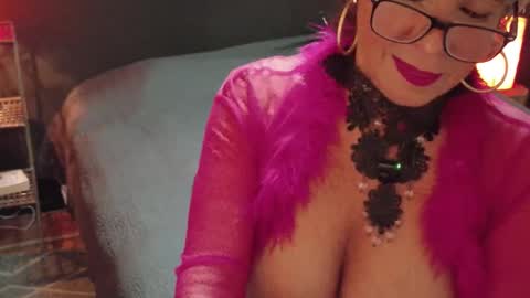 Fabiola online show from February 18, 12:54 am