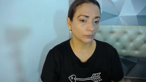 milf_hugeboobs online show from November 5, 11:12 am