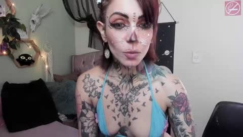 Snapshot of milf_onlyseduction chatting on January 28, 3:57 pm Isabella online show from January 28, 3:57 pm