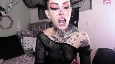 Snapshot of milf_onlyseduction chatting on September 26, 4:48 pm Isabella online show from September 26, 4:48 pm