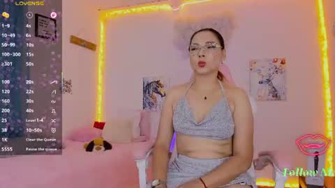 Aura  online show from June 30, 4:23 am