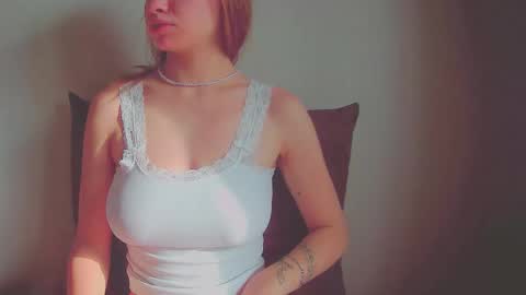 milia21 online show from October 26, 6:25 am