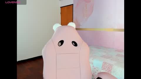 Snapshot of milk_candy16 chatting on October 15, 12:28 pm S O F I A online show from October 15, 12:28 pm
