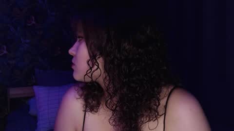 Stella and Neo online show from September 10, 4:35 am