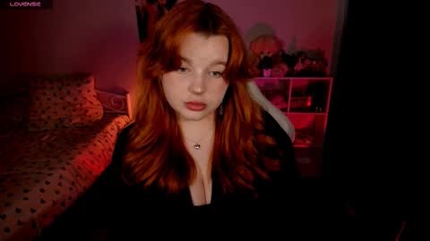 Lisa online show from October 18, 12:42 pm