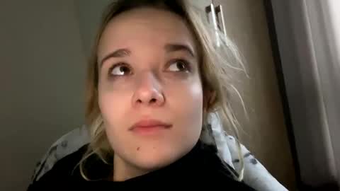 milkybaby269137 online show from December 30, 8:10 am