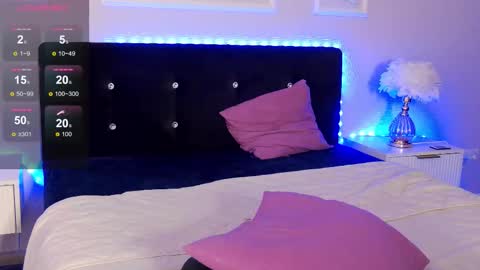 milla_cali online show from November 5, 5:20 am