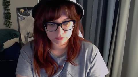 Snapshot of millapoolys chatting on October 19, 4:55 pm Milla online show from October 19, 4:55 pm