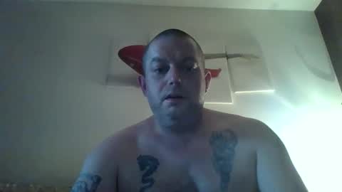 niceguy81 online show from May 20, 5:26 am