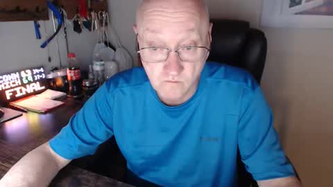 millenium0129 online show from April 8, 12:24 am