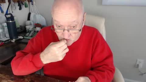 millenium0129 online show from December 2, 5:00 pm