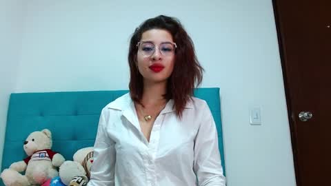 Snapshot of miller_sweet chatting on December 17, 2:55 am Aleja online show from December 17, 2:55 am