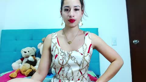 Snapshot of miller_sweet chatting on December 18, 2:53 am Aleja online show from December 18, 2:53 am