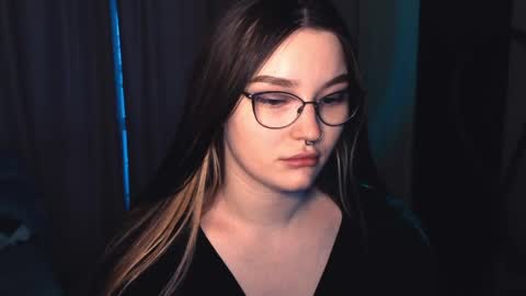 Millie online show from May 6, 2:01 pm