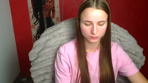 Milly online show from August 4, 9:49 am