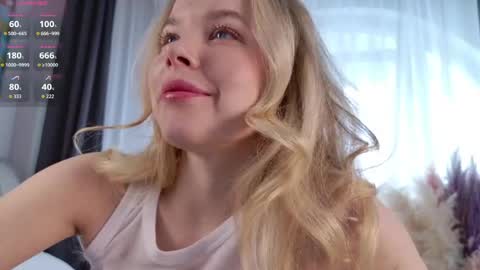 Milly    online show from April 17, 6:49 am