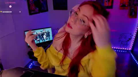 Monkey D Maddie online show from September 25, 3:13 am