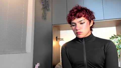 milo_evans online show from June 21, 9:10 pm