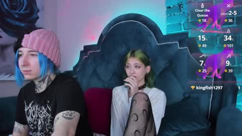 Snapshot of milten_trish chatting on January 28, 10:23 pm milten_trish online show from January 28, 10:23 pm