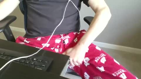 milwaukeebadger24 online show from May 13, 4:38 pm
