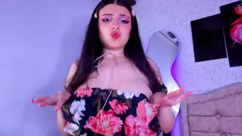 mily online show from June 20, 12:28 am