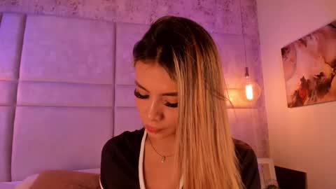 Snapshot of milyy_vermont chatting on September 24, 10:05 pm Milyy online show from September 24, 10:05 pm