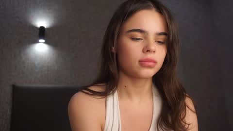 Linda online show from February 15, 1:32 pm