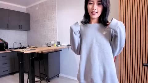 Snapshot of mimicherryy chatting on September 10, 3:29 am Kiko online show from September 10, 3:29 am