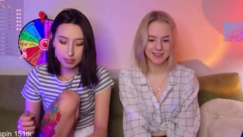 MilaBlack and  StacyBlonde Today unboxing Lovens OMG online show from February 22, 8:55 pm