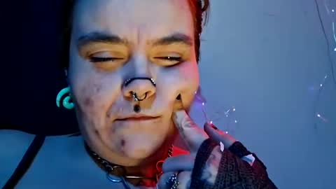 mindyourvib3z online show from April 2, 9:49 am