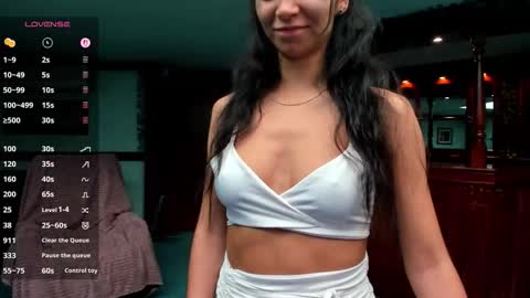 Snapshot of mioflare chatting on October 8, 2:51 am Mio online show from October 8, 2:51 am