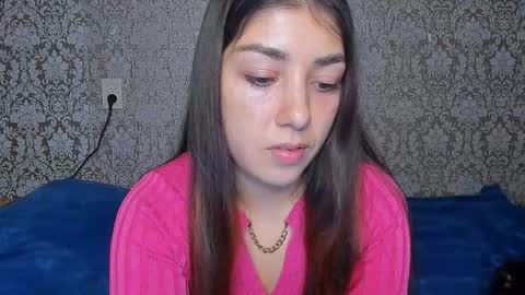 Mira online show from October 5, 7:10 pm