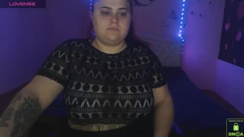 mira_cle_ online show from March 17, 9:25 am