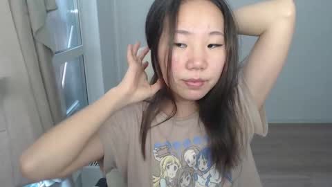 mira_g online show from February 25, 12:49 pm