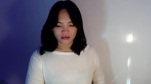 Snapshot of mira_luna222 chatting on February 14, 7:17 am Mira Bella online show from February 14, 7:17 am