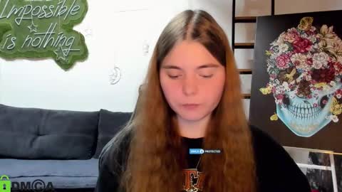 miraa_bloom online show from March 10, 3:27 pm