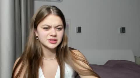 Mira online show from November 21, 8:29 pm