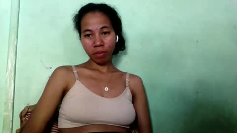 mirah881 online show from May 11, 4:04 pm