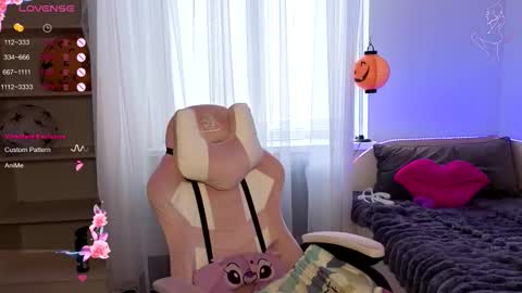 miraluccian online show from November 23, 12:14 pm